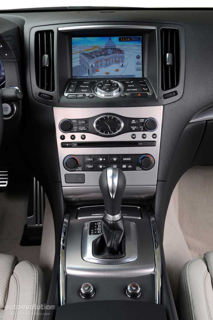 Infiniti G Coupe photo 23