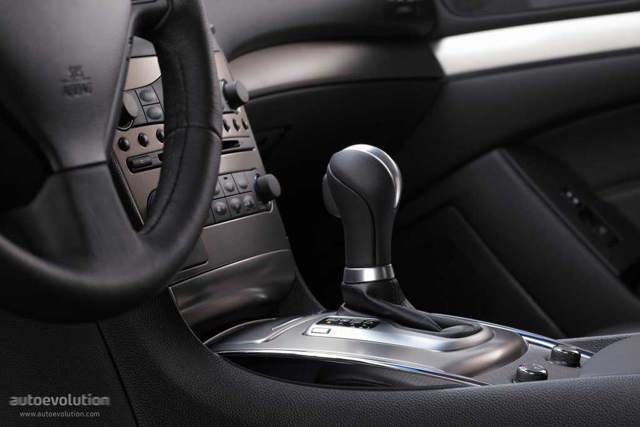 Infiniti G Coupe photo 34