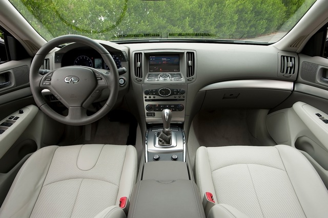 Infiniti G Sedan Foto 14