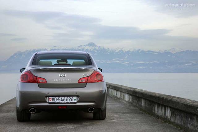 Infiniti G Sedan Foto 21
