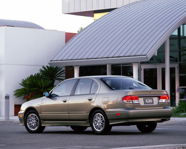 Infiniti G20 Foto 9