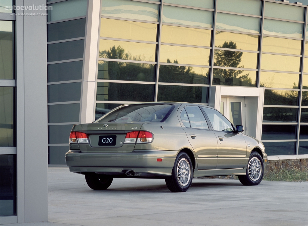 Infiniti G20 photo 7
