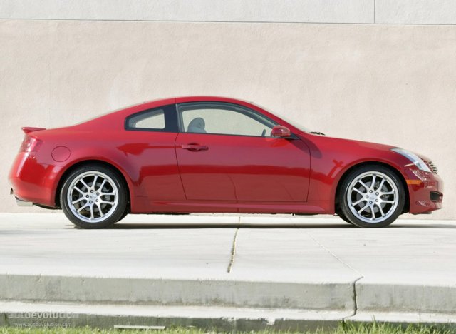 Infiniti G35 Coupe foto 4