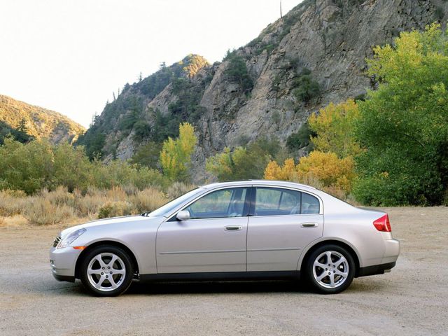 Infiniti G35 photo 8