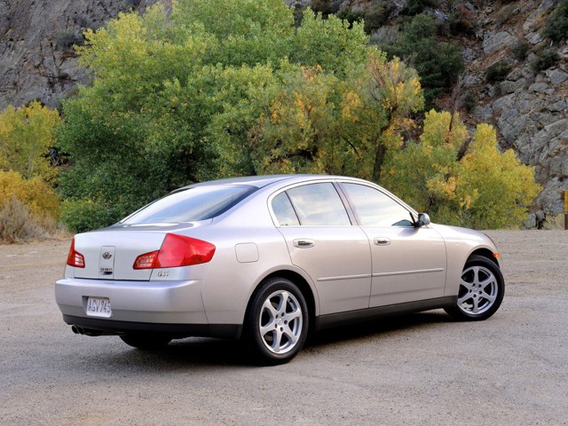 Infiniti G35 photo 15