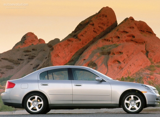 Infiniti G35 photo 4