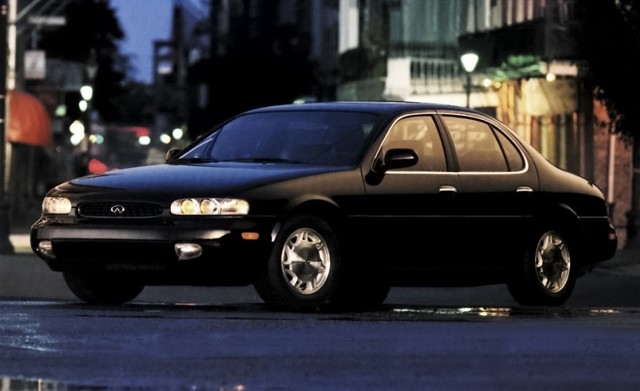 Infiniti J foto 4