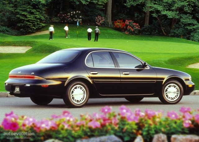 Infiniti J foto 2