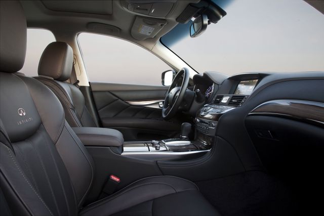 Infiniti M Sedan Foto 68