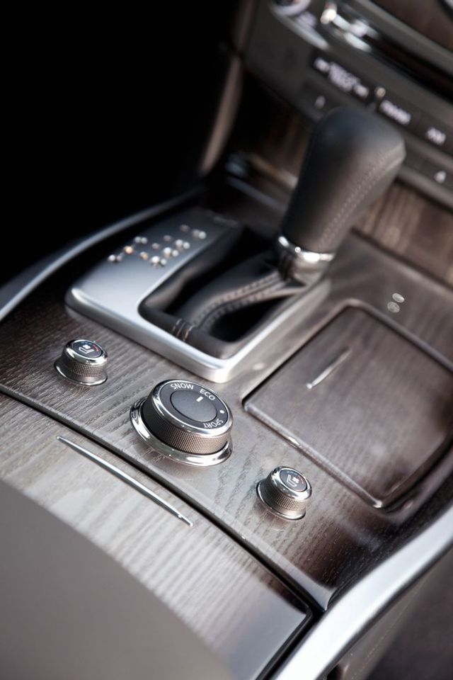 Infiniti M Sedan Foto 71