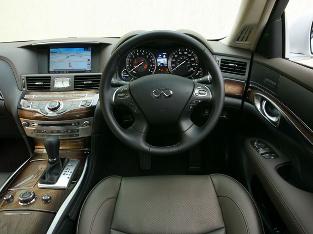 Infiniti M Sedan Foto 80