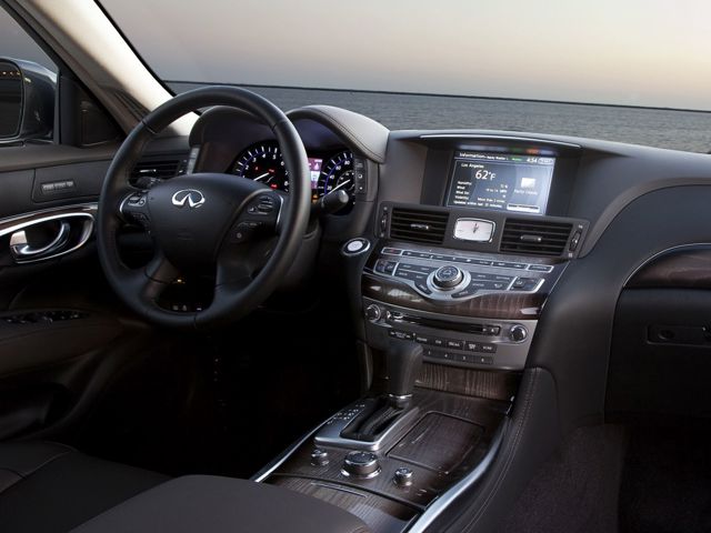 Infiniti M Sedan Foto 82