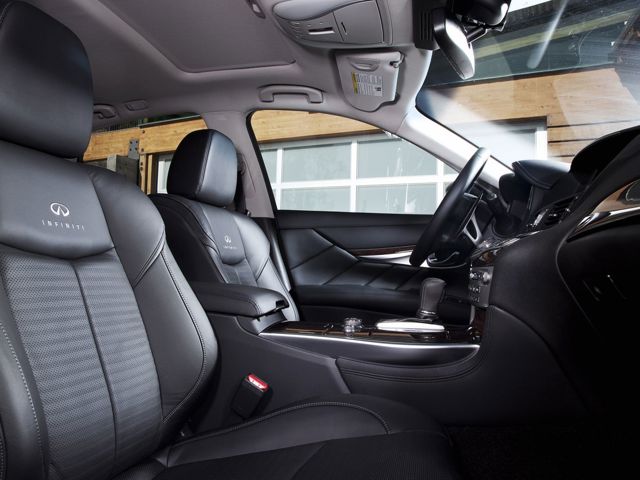 Infiniti M Sedan Foto 83