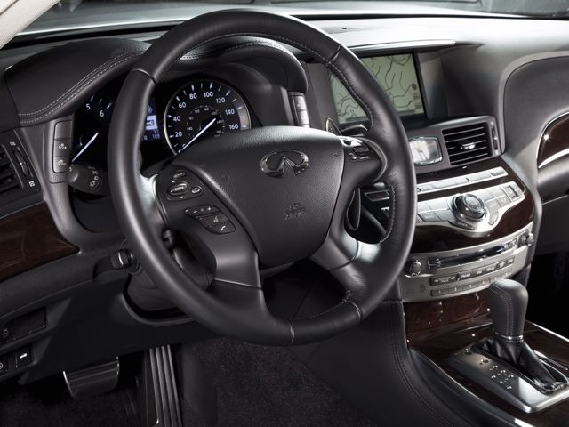 Infiniti M Sedan Foto 91