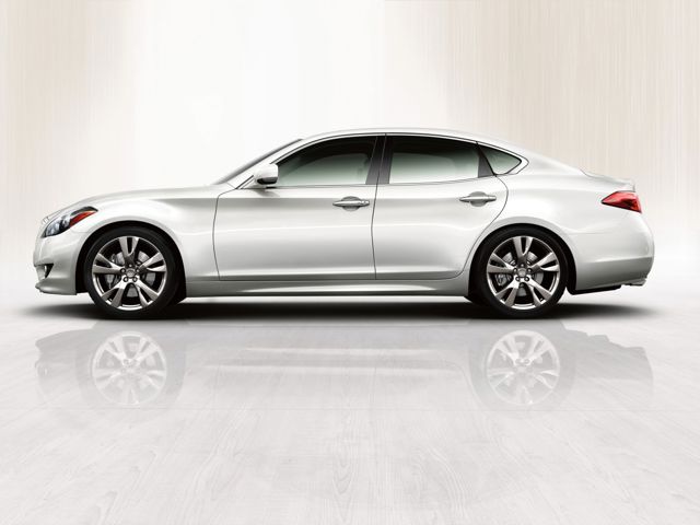 Infiniti M Sedan Foto 28