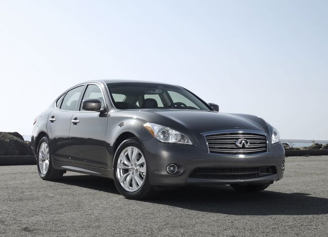Infiniti M Sedan Foto 29