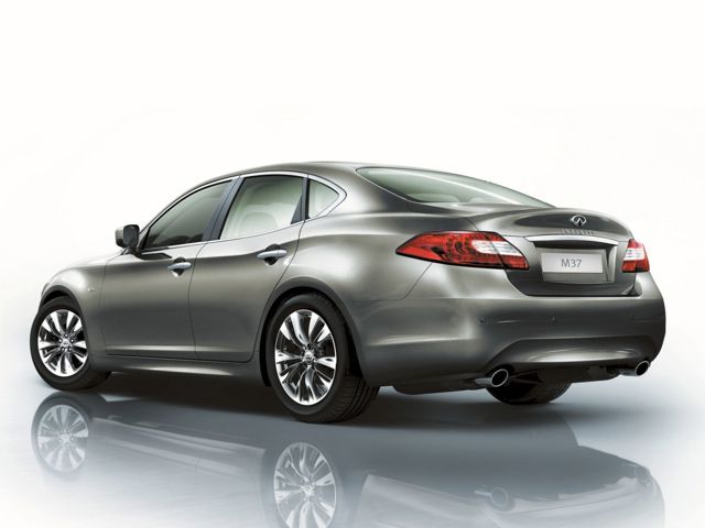 Infiniti M Sedan Foto 43