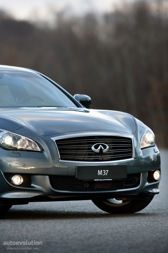 Infiniti M Sedan photo 15