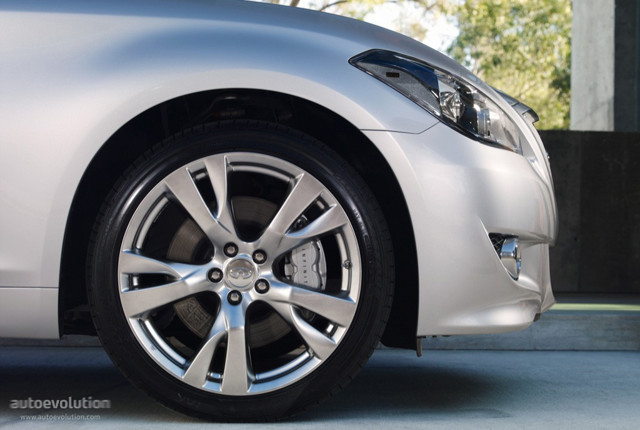 Infiniti M Sedan Foto 21
