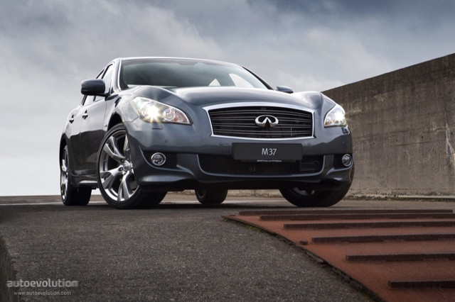 Infiniti M Sedan Foto 8