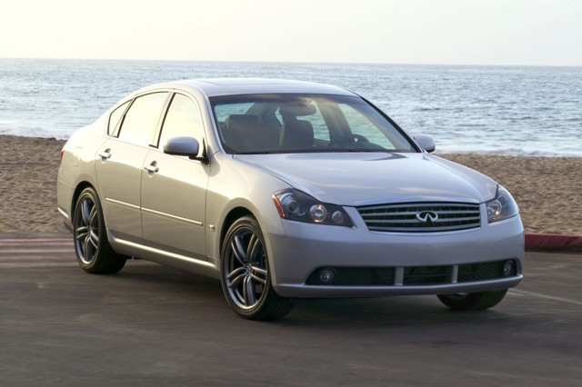 Infiniti M Sedan Foto 17