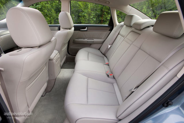 Infiniti M Sedan Foto 23