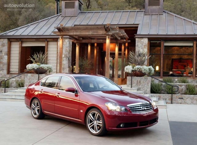 Infiniti M Sedan Foto 1