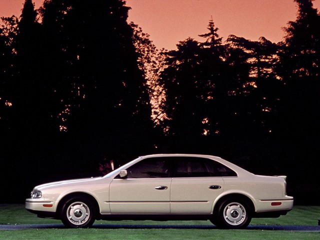 Infiniti Q photo 3