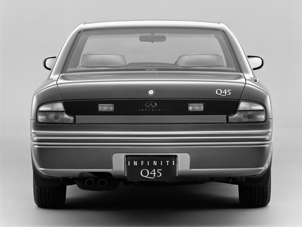 Infiniti Q photo 9