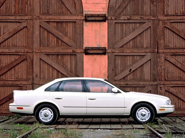 Infiniti Q photo 2