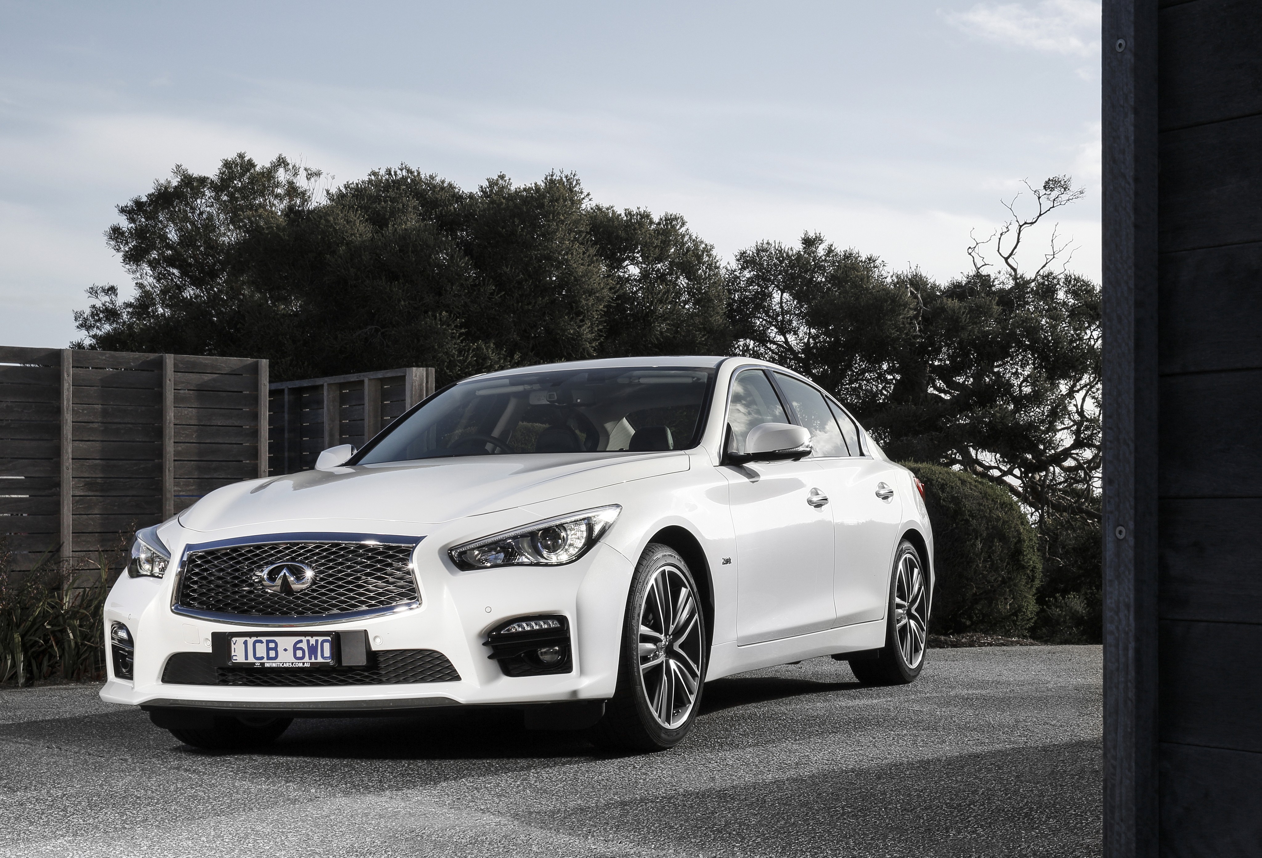 Infiniti Q50 photo 70