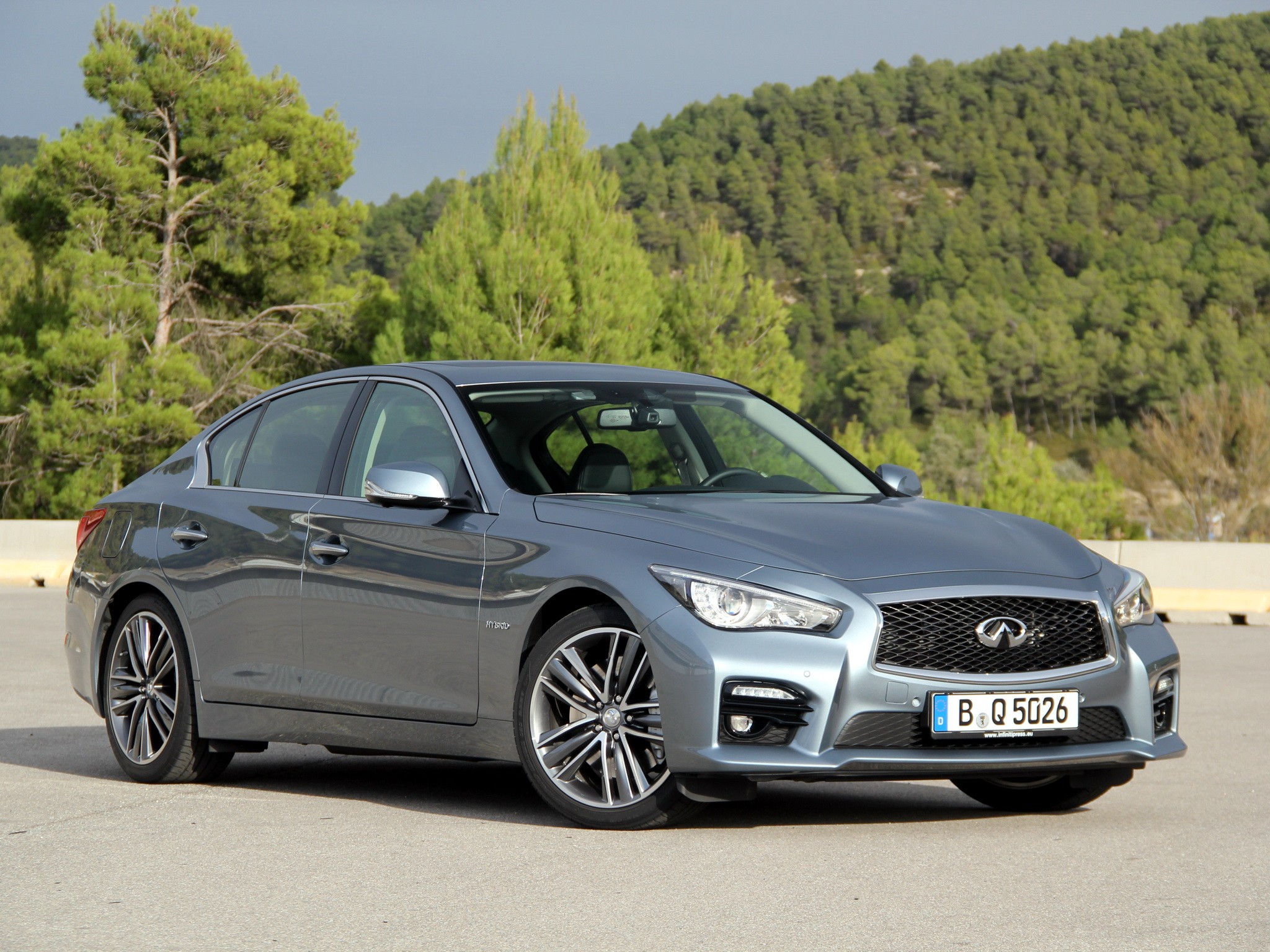 Infiniti Q50 photo 82