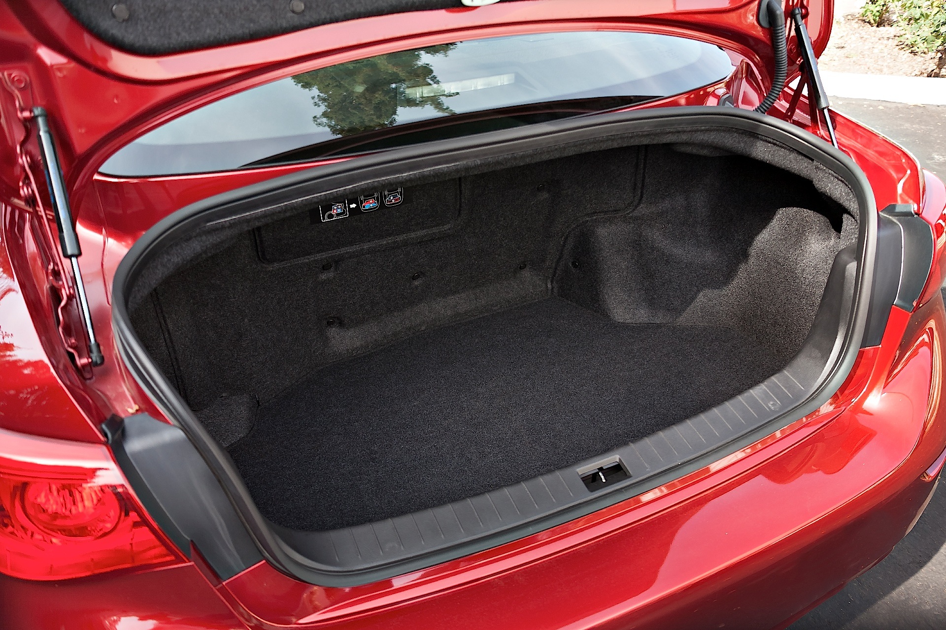 Infiniti Q50 photo 97