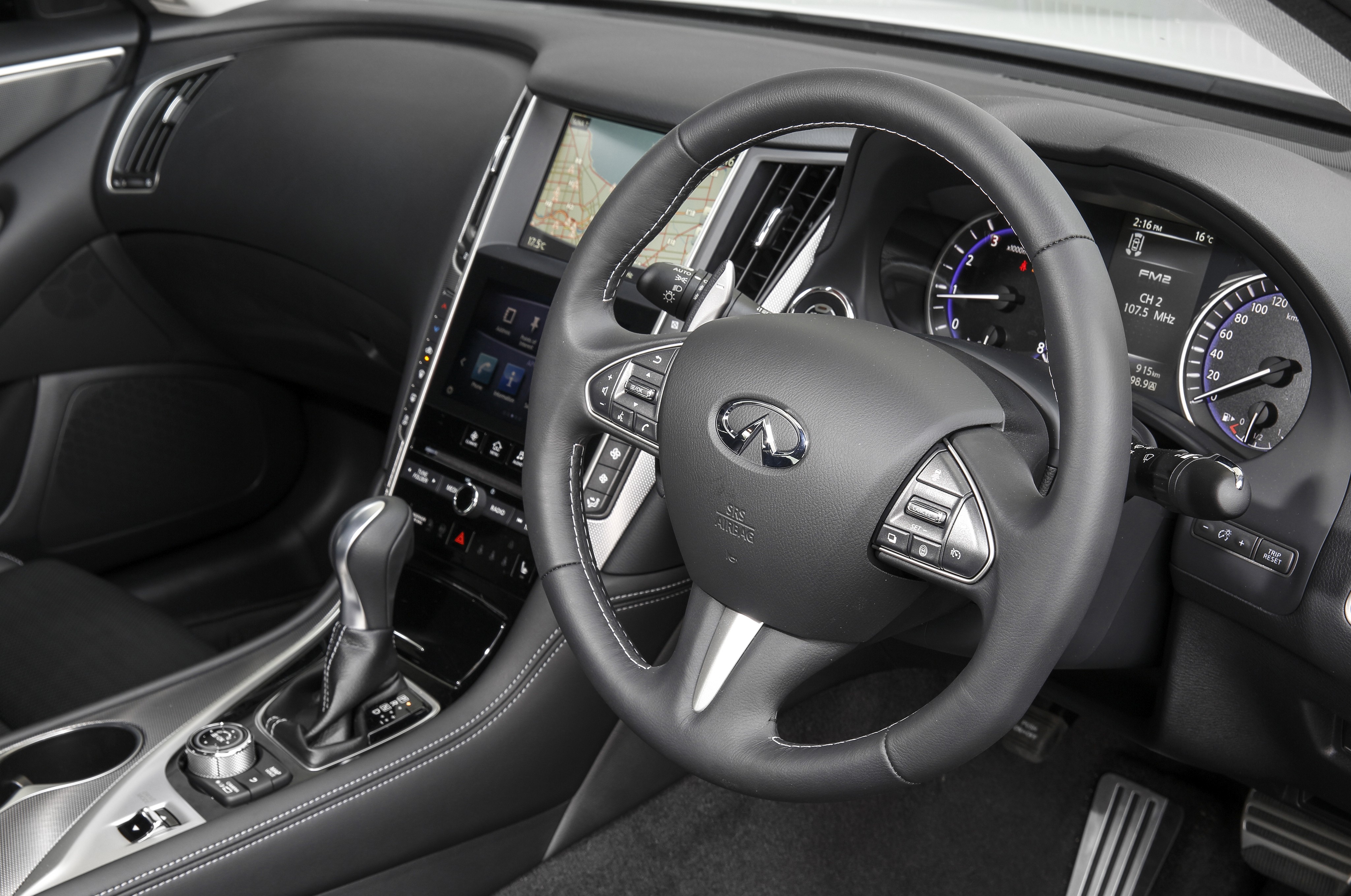 Infiniti Q50 photo 102