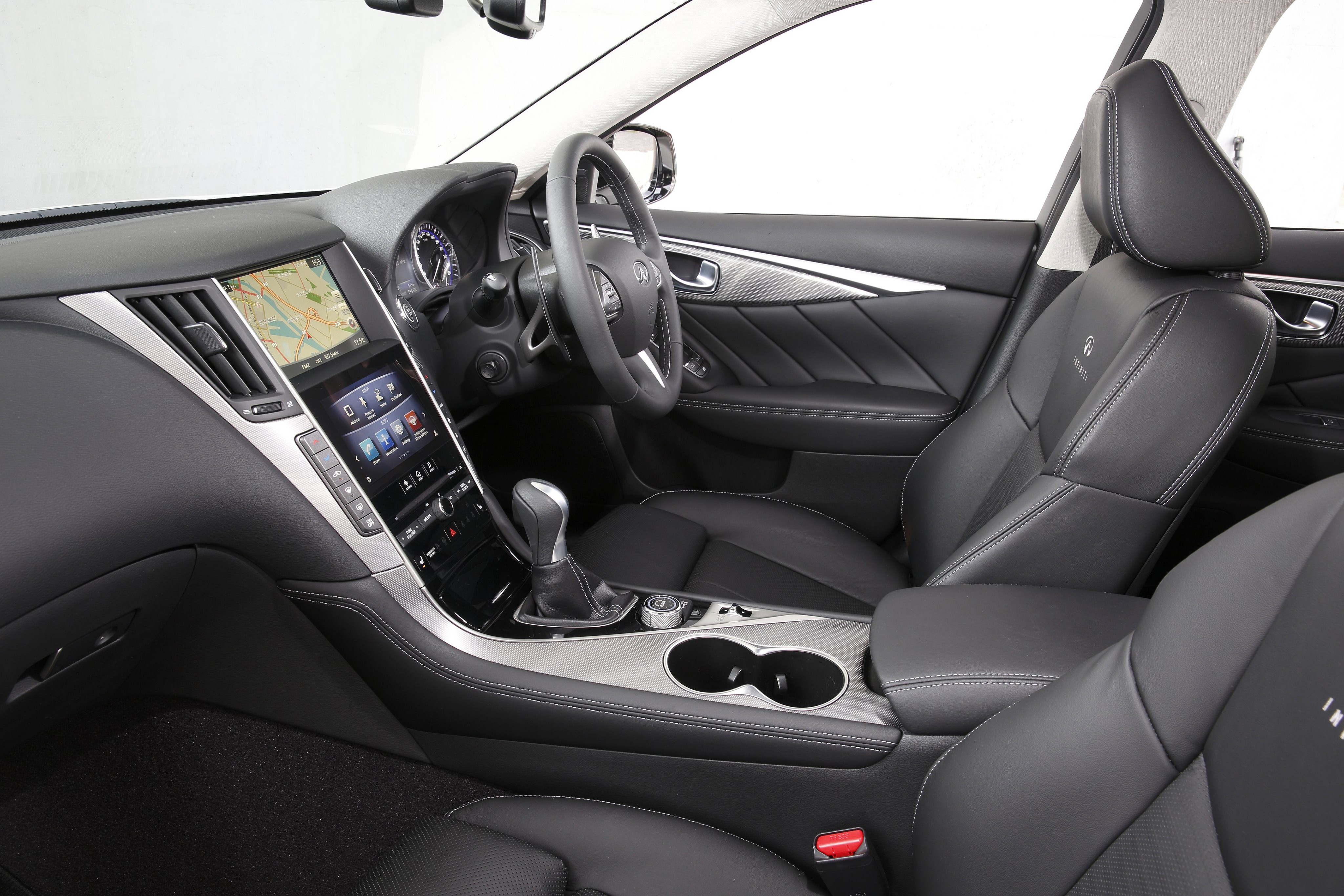 Infiniti Q50 photo 104