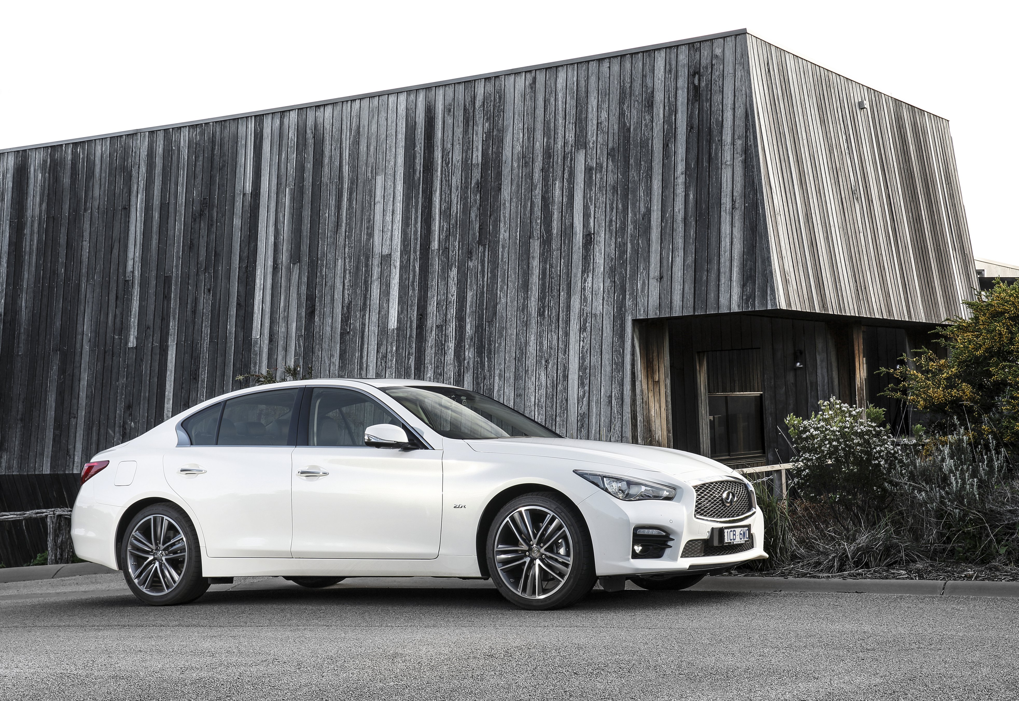 Infiniti Q50 photo 55