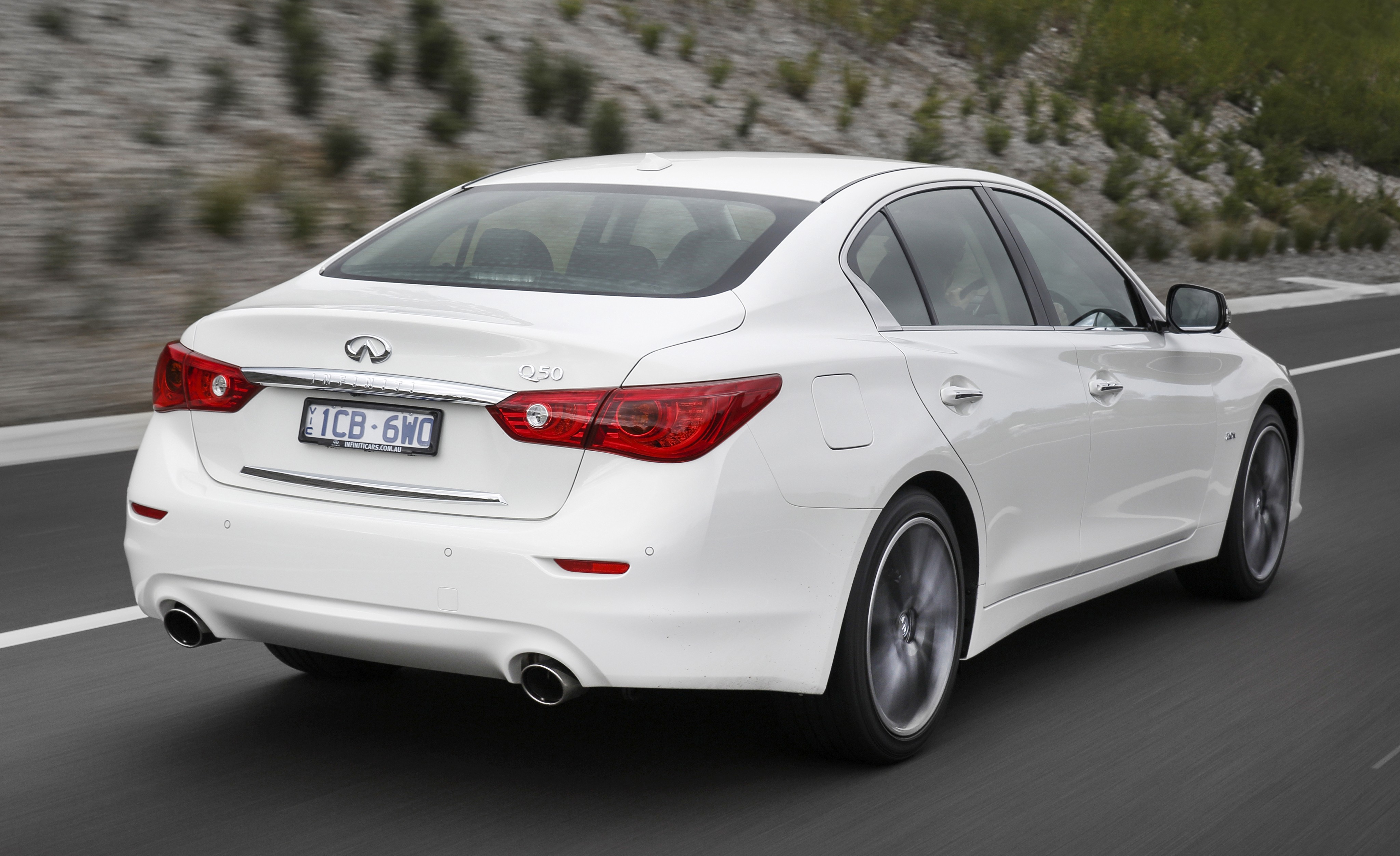 Infiniti Q50 photo 57