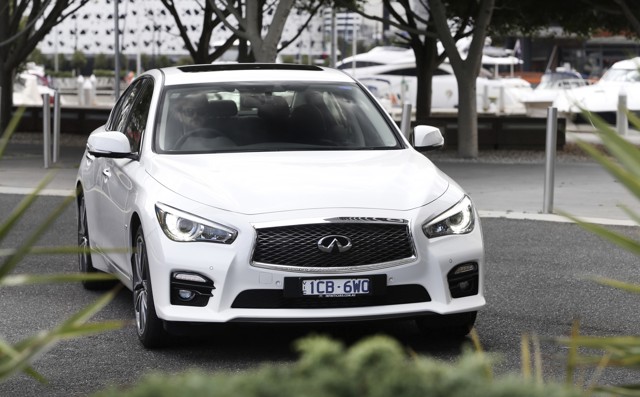 Infiniti Q50 photo 60