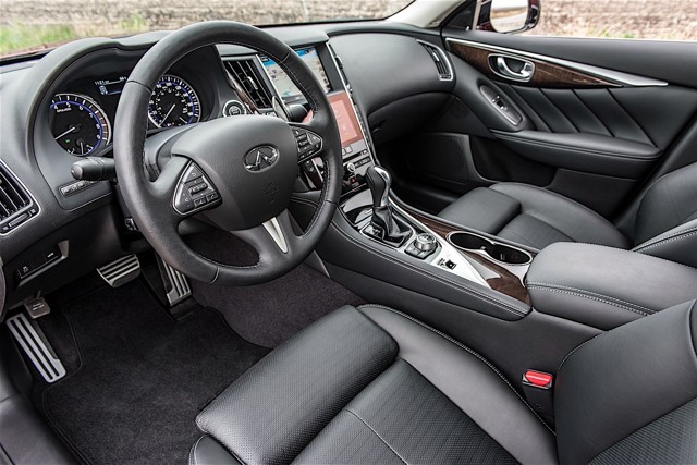 Infiniti Q50 foto 29