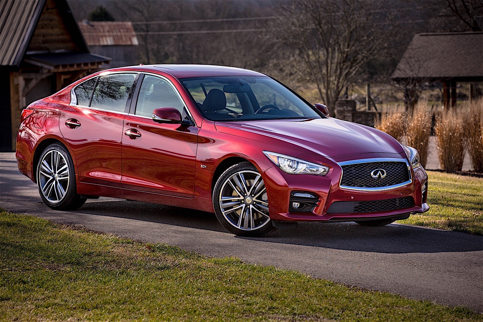 Infiniti Q50 photo 17