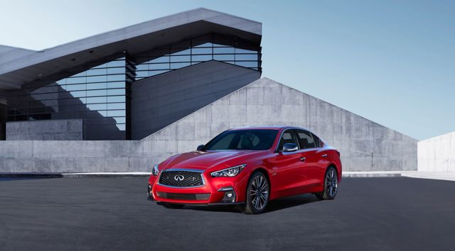 Infiniti Q50 foto 11