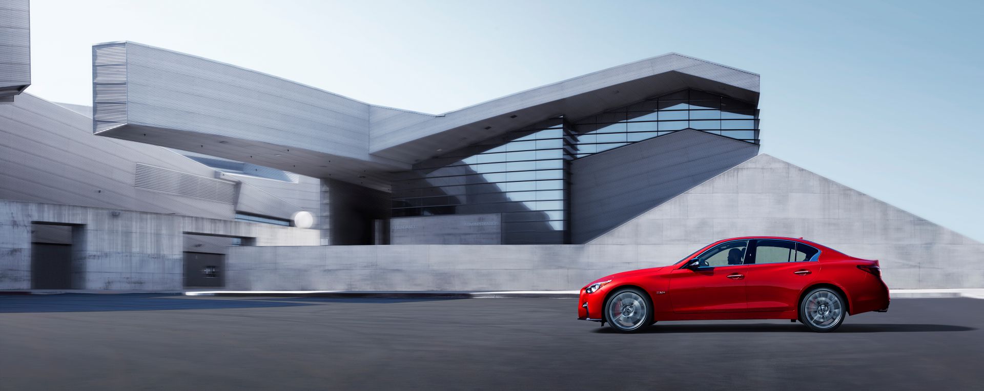 Infiniti Q50 photo 13