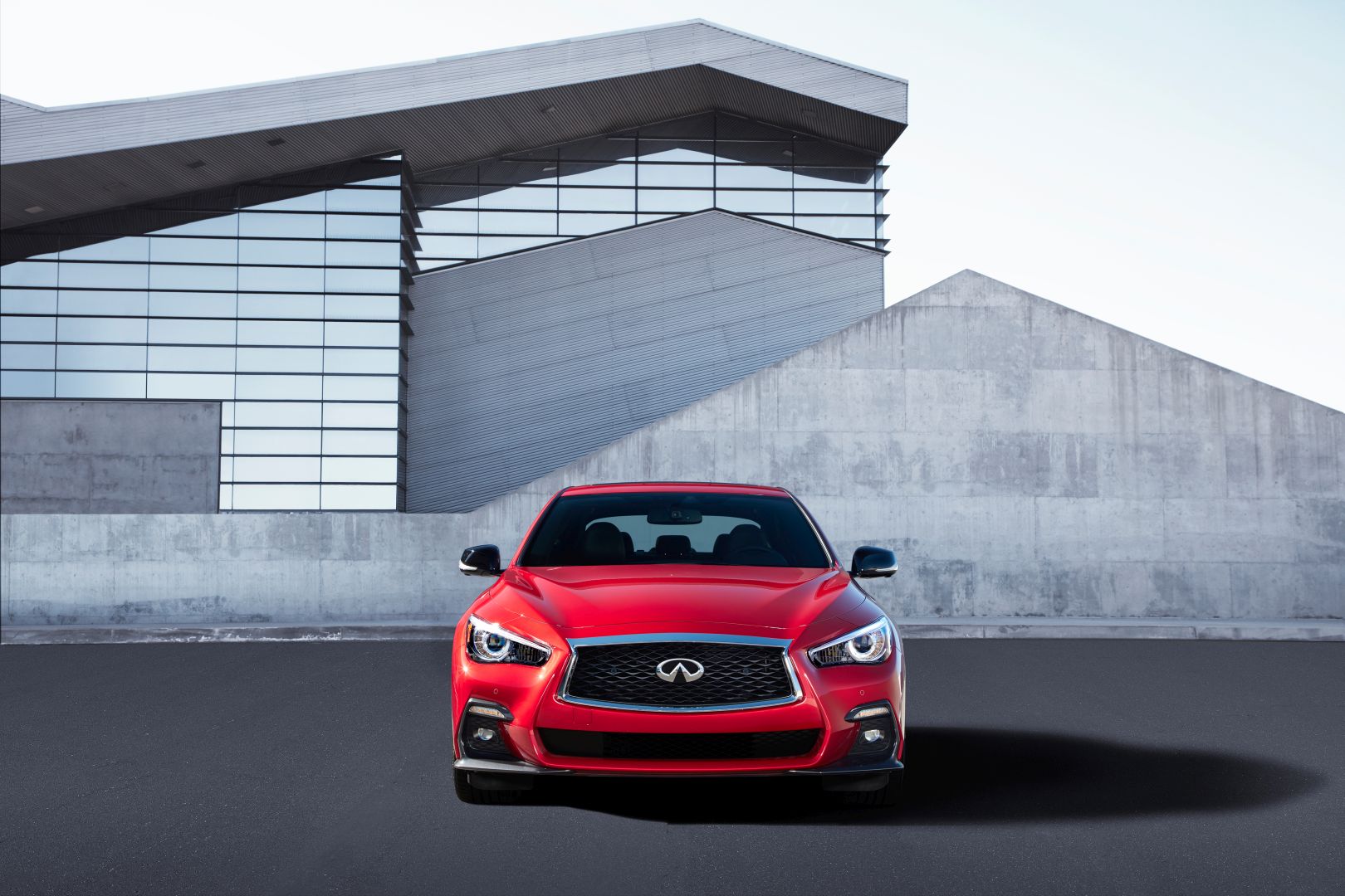 Infiniti Q50 photo 14