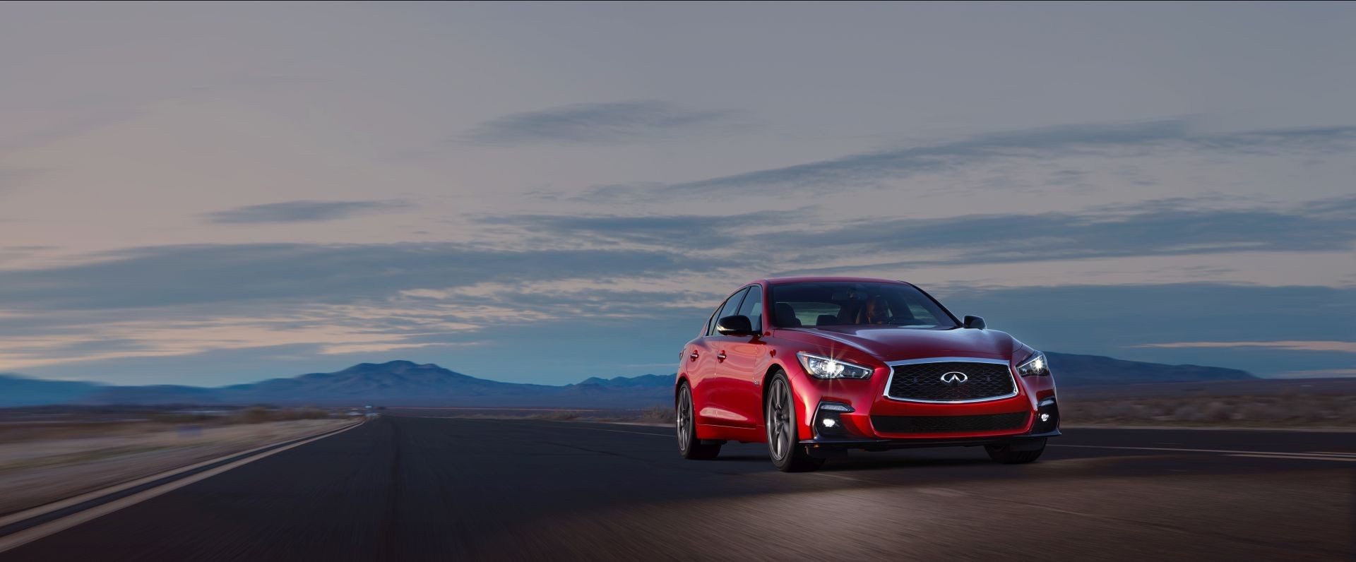 Infiniti Q50 photo 18