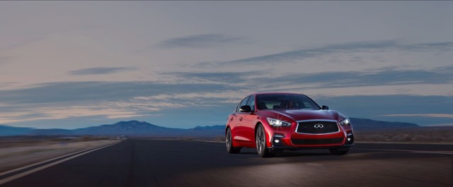 Infiniti Q50 foto 18