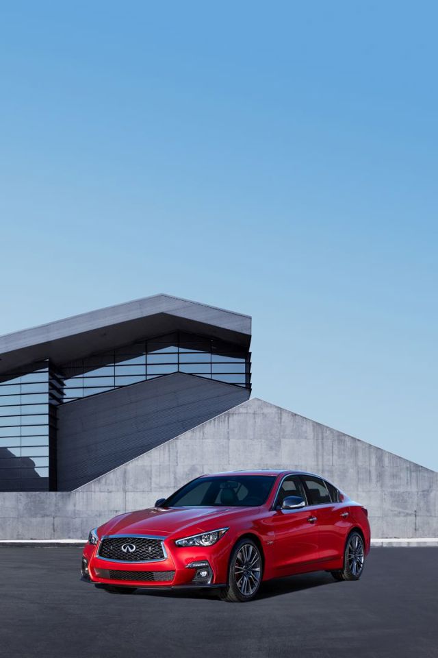 Infiniti Q50 foto 32