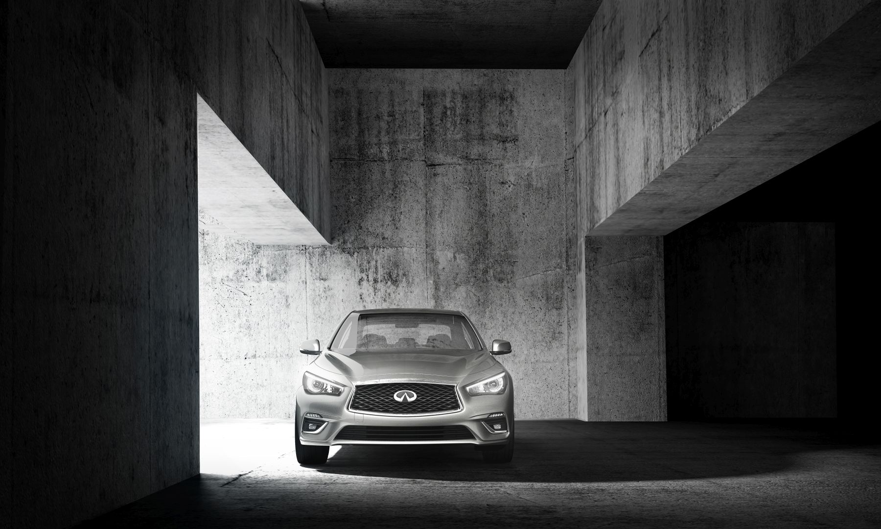 Infiniti Q50 photo 34