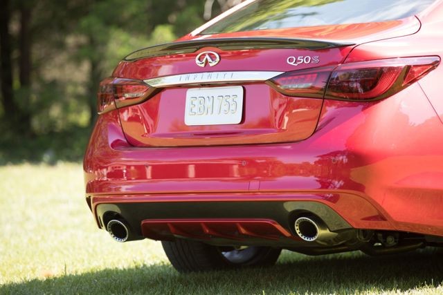 Infiniti Q50 foto 43