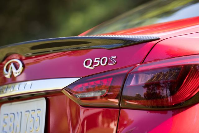Infiniti Q50 foto 44