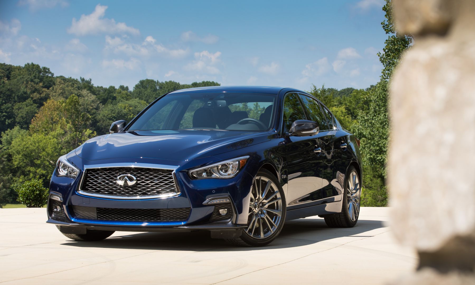 Infiniti Q50 photo 47